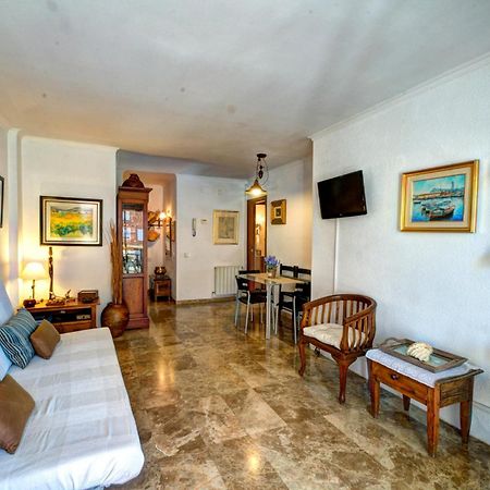 The Rose By Hello Homes Sitges Exteriör bild